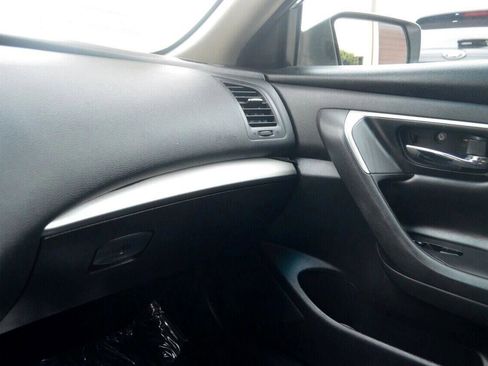 Used 2015 Nissan Altima 2.5 S w/ Power Driver Seat Package image 36