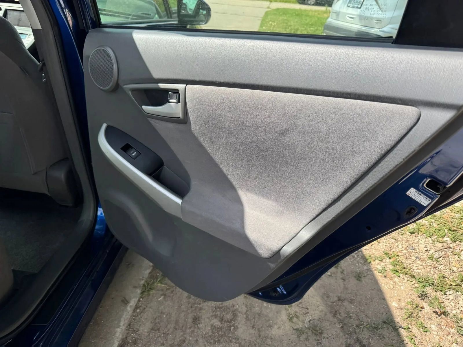 Used 2010 Toyota Prius Three w/ Navigation Pkg FWD image 20