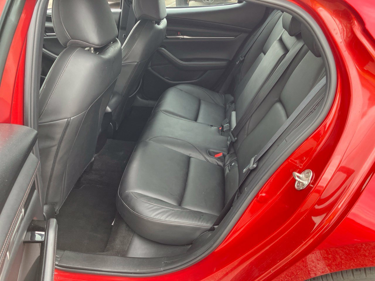 Used 2024 MAZDA MAZDA3 s FWD image 8