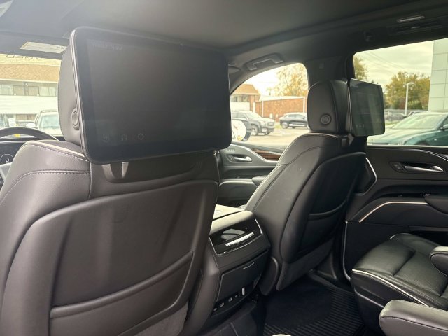 Certified 2023 Cadillac Escalade Premium Luxury w/ Performance Package AWD/4WD image 30