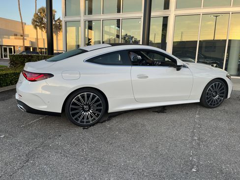 New 2026 Mercedes-Benz CLE 300 4MATIC Coupe image 7
