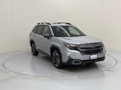 Certified 2025 Subaru Forester Limited image 7
