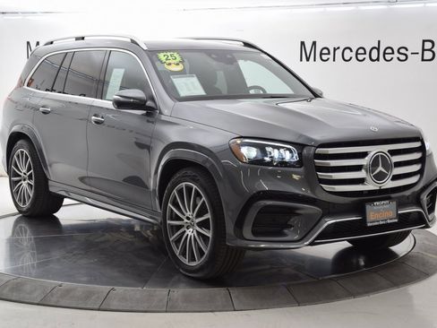 Used 2025 Mercedes-Benz GLS 450 4MATIC image 8