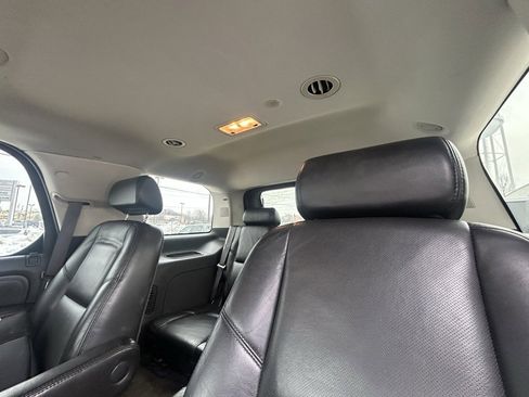 Used 2008 Cadillac Escalade AWD image 24