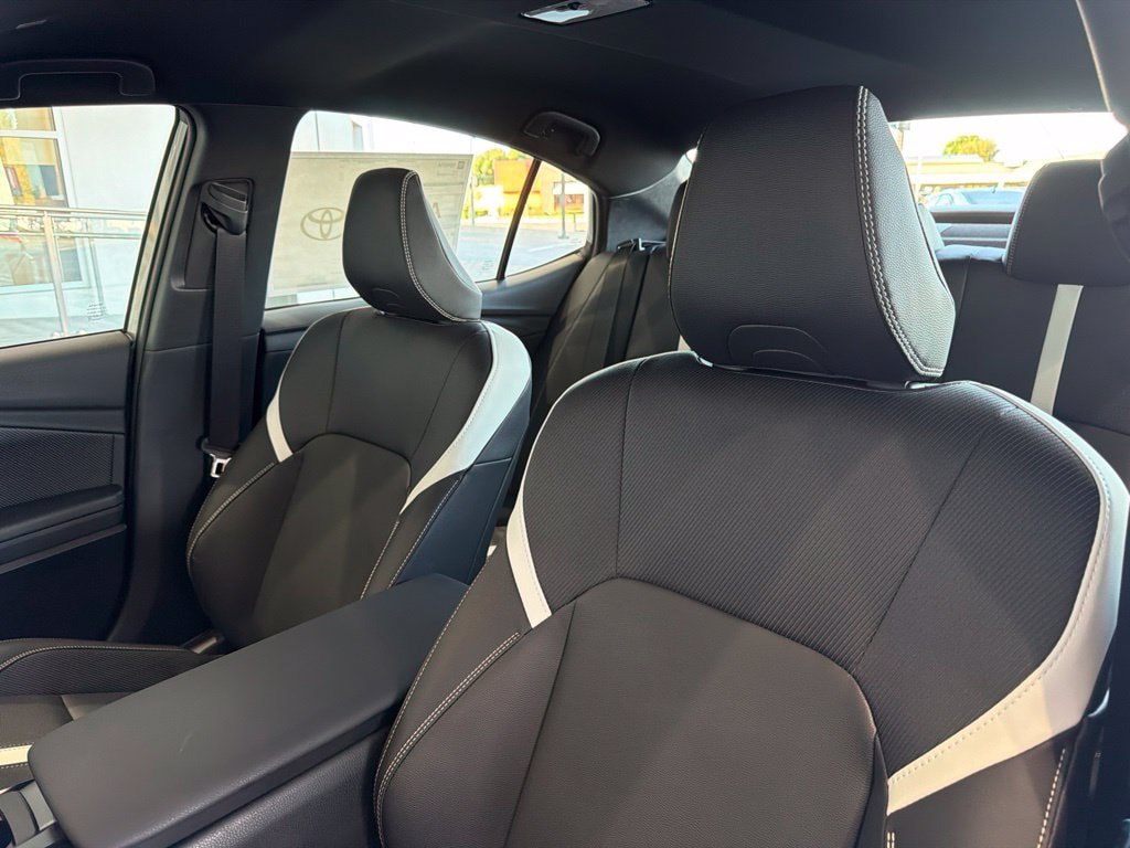 New 2026 Toyota Camry SE w/ Convenience Package FWD image 19