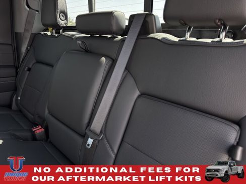 Used 2024 GMC Sierra 2500 Denali w/ Denali Reserve Package AWD/4WD image 26