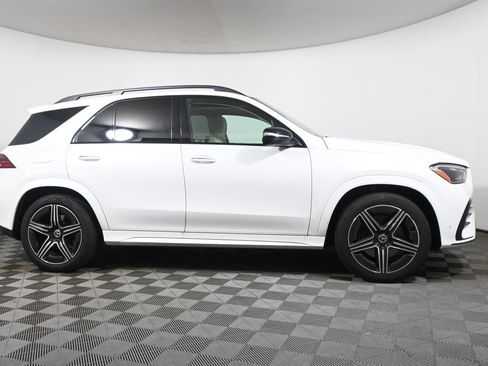 Used 2025 Mercedes-Benz GLE 350 4MATIC image 8