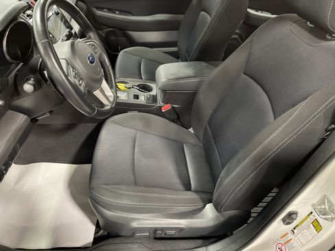 Used 2016 Subaru Legacy 2.5i Premium w/ Moonroof Package image 9