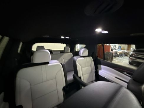 Certified 2026 Chevrolet Traverse High Country w/ LPO, Floor Liner Package image 28