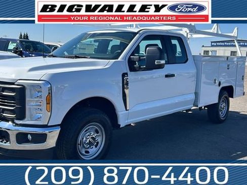 New 2025 Ford F250 XL w/ XL Chrome Package image 1