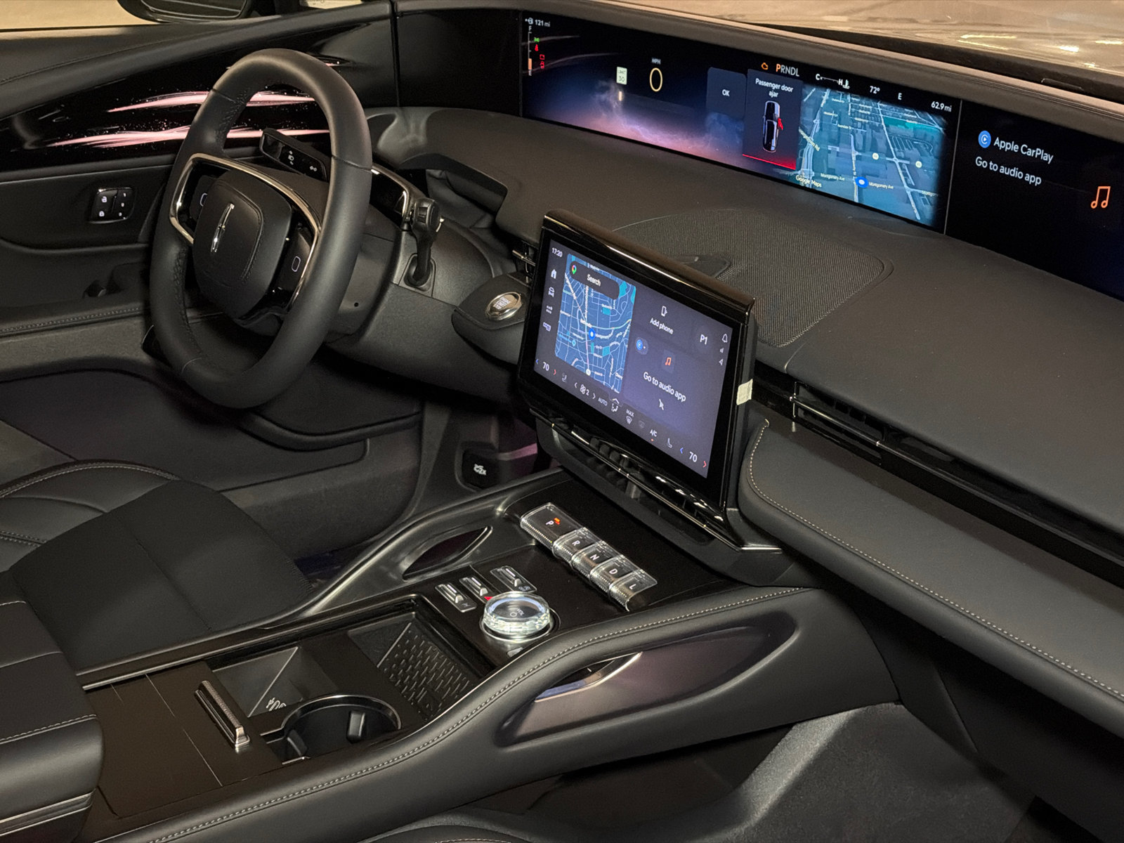 New 2026 Lincoln Nautilus Premier AWD/4WD image 10