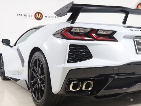 Used 2023 Chevrolet Corvette Stingray Premium Conv w/ Z51 Performance Package RWD image 33
