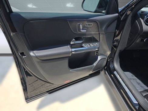 New 2025 Mercedes-Benz GLB 250 image 20