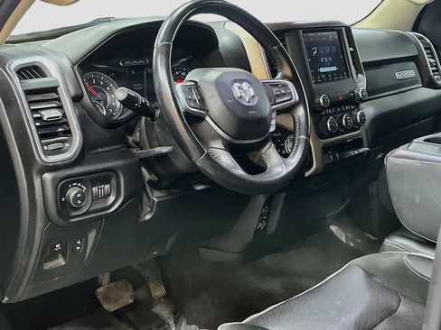 Used 2021 RAM 1500 Laramie AWD/4WD image 9