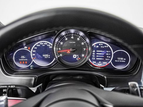 Certified 2023 Porsche Panamera 4 Platinum Edition AWD/4WD image 18