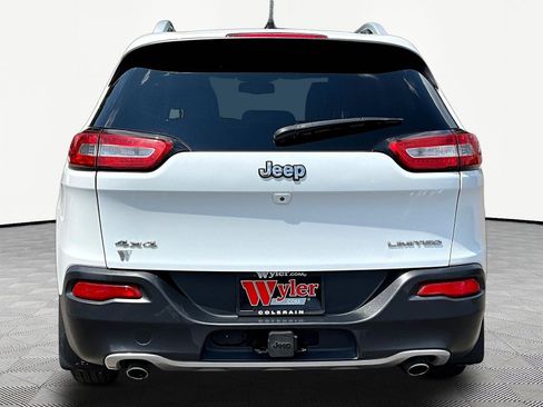Used 2014 Jeep Cherokee Limited w/ Luxury Group AWD/4WD image 5