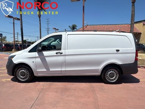 Used 2017 Mercedes-Benz Metris w/ Driver Efficiency Package image 7
