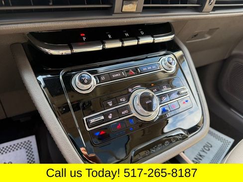 Used 2022 Lincoln Corsair AWD w/ Premium Package image 29