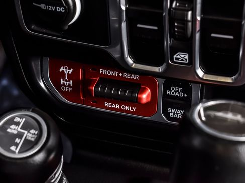 Used 2021 Jeep Gladiator Rubicon AWD/4WD image 29
