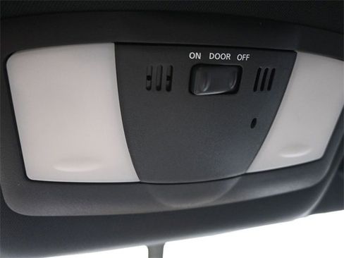 Used 2018 Nissan 370Z Coupe w/ Z34 Heritage Edition - Black image 15