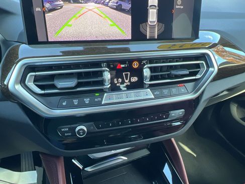 Used 2023 BMW X4 xDrive30i w/ Premium Package image 21