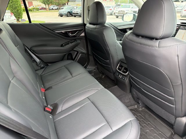 Certified 2025 Subaru Outback Touring AWD/4WD image 27