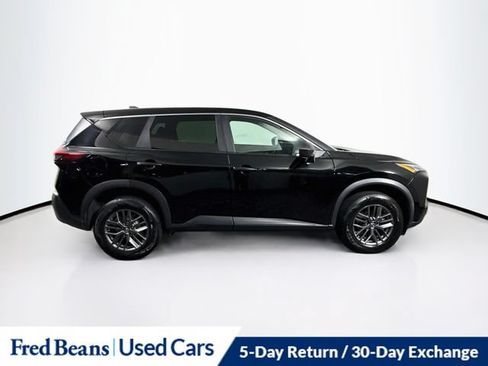 Used 2023 Nissan Rogue S AWD/4WD image 11
