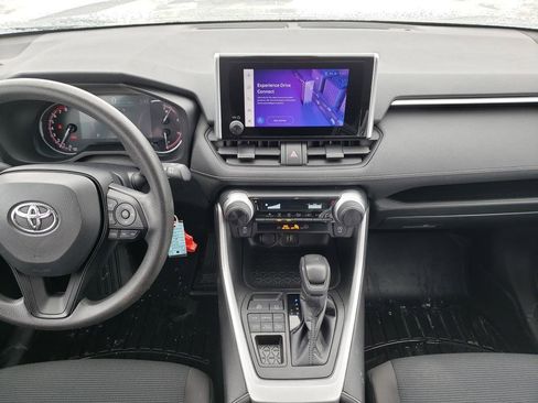 Used 2023 Toyota RAV4 LE image 22