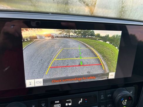 Used 2025 Toyota Grand Highlander FWD image 25