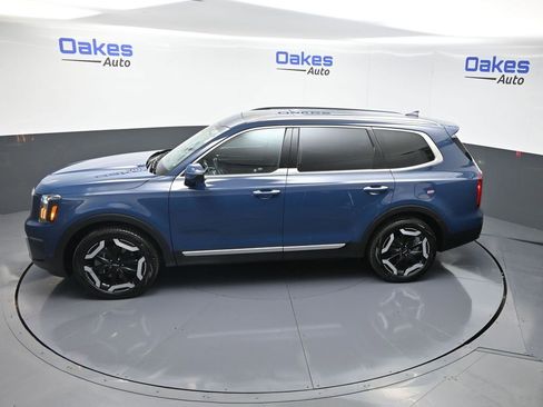 New 2025 Kia Telluride S image 55
