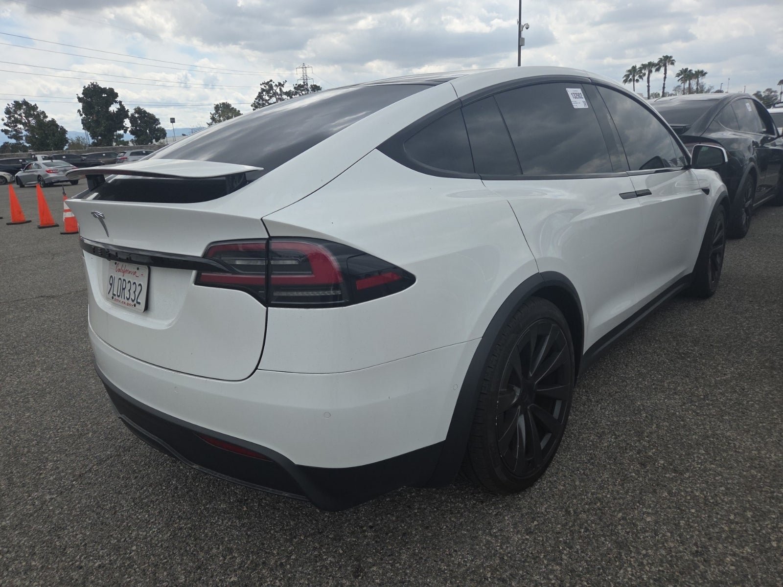 Used 2022 Tesla Model X AWD/4WD image 2
