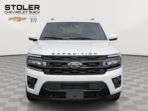 Used 2023 Ford Expedition Limited image 8