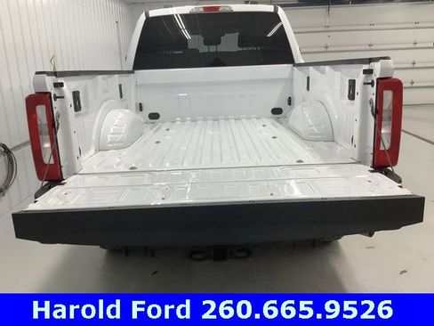 Used 2023 Ford F250 XLT w/ FX4 Off-Road Package image 6