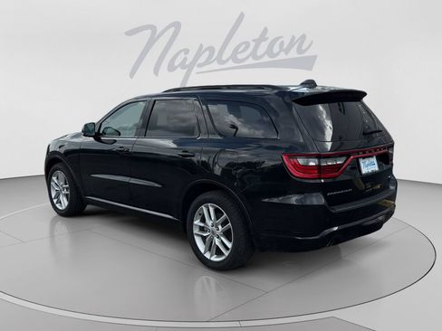 Used 2024 Dodge Durango GT RWD image 3