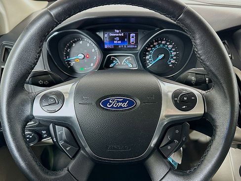 Used 2012 Ford Focus SEL FWD image 12