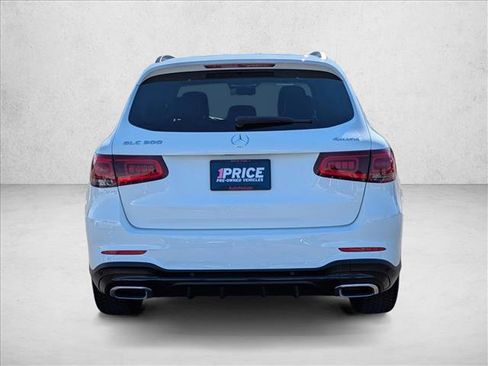 Used 2021 Mercedes-Benz GLC 300 4MATIC image 7