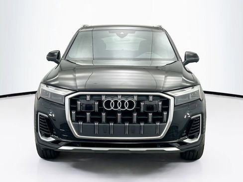 Used 2025 Audi Q7 3.0T Premium Plus w/ Premium Plus Package image 2