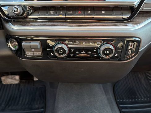 Used 2025 Chevrolet Silverado 2500 LT w/ Convenience Package AWD/4WD image 33