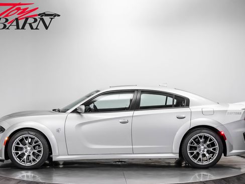 Used 2020 Dodge Charger SRT Hellcat w/ Harman/Kardon Audio Group RWD image 2
