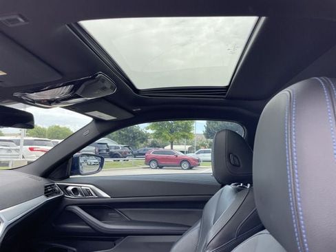 Used 2022 BMW 430i Coupe w/ M Sport Package RWD image 24