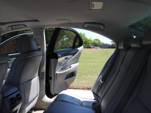 Used 2010 Lexus LS 460 image 84