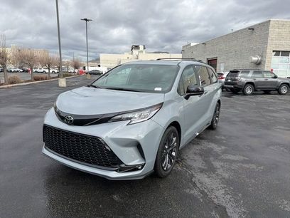 New 2026 Toyota Sienna XSE