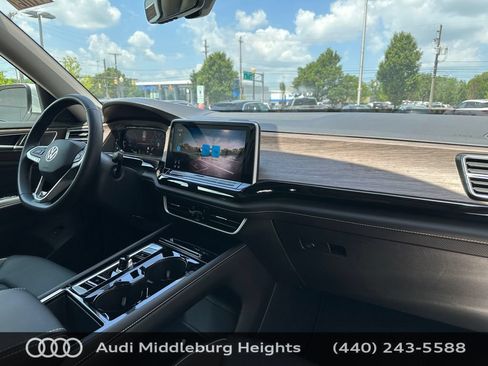 Used 2026 Volkswagen Atlas SEL Premium R-Line AWD/4WD image 15