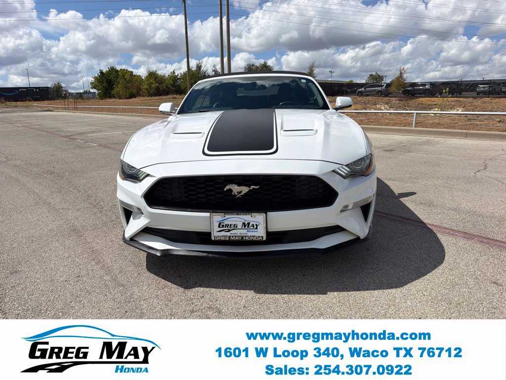 Used 2020 Ford Mustang Premium RWD image 9