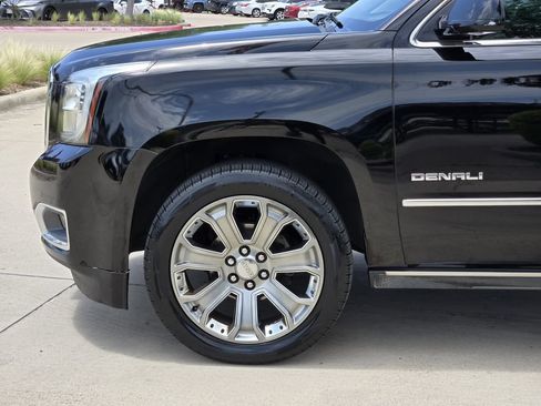 Used 2016 GMC Yukon Denali w/ Open Road Package RWD image 6