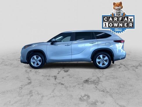Certified 2024 Toyota Highlander LE image 7