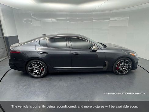 Used 2023 Kia Stinger GT2 image 6