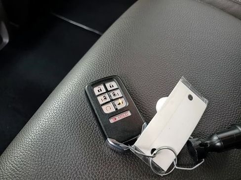 Used 2024 Honda Odyssey EX-L image 29