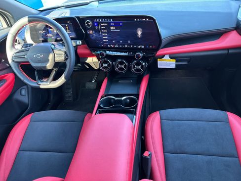 Used 2025 Chevrolet Blazer EV RS image 6