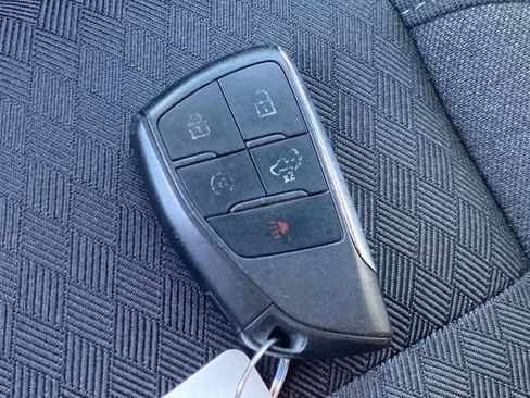 Certified 2022 Chevrolet Silverado 1500 RST image 9